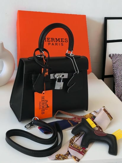 حقيبه نسائيه من Hermès