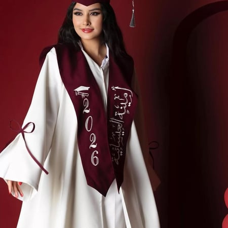 عبايات تخرج 2026