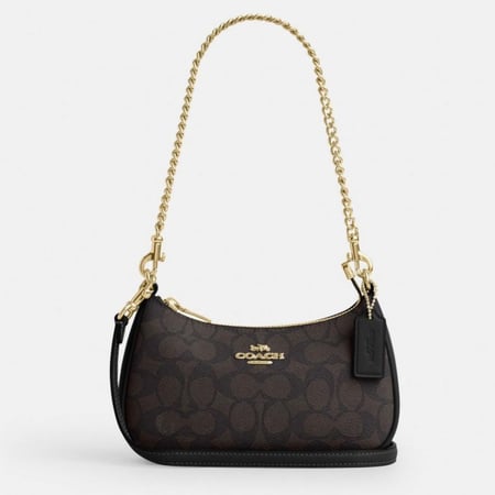 حقيبه من COACH