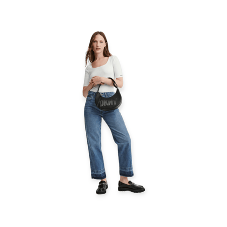 حقيبة DKNY مميزة