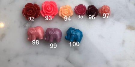 بروش مطلي ذهب يمكن تغيير الفصوص مرفق صوره للفصوص