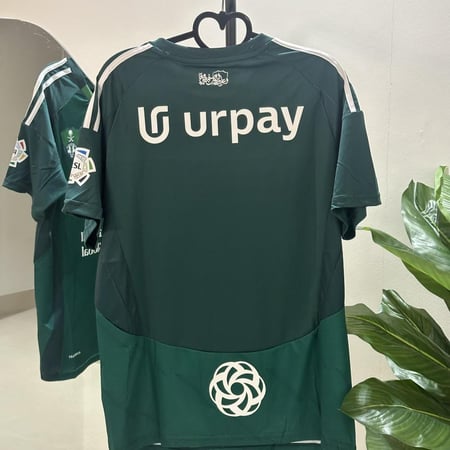 تيشيرت الاهلي السعودي الاساسي الجديد متجر أستايلر 2025