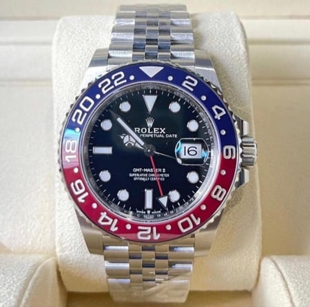 رولكس ببسي GMT