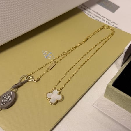 سلسال ( فان كليف )