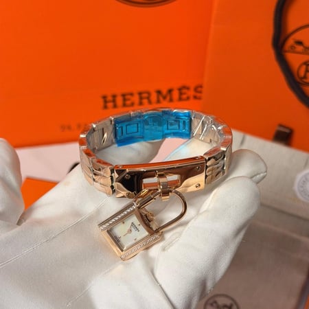 ساعة ماركة هيرمز ( سوار )