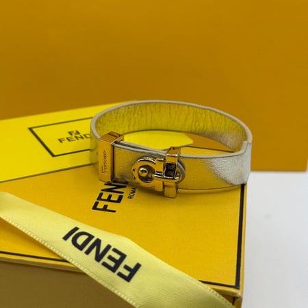 أساور جلد فريقامو