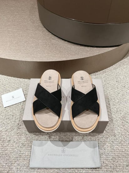 سليبر ماركة ( برونيلو كوتشينيلي )