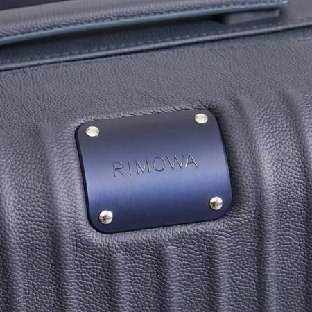 حقيبة جلد ( ريموا )