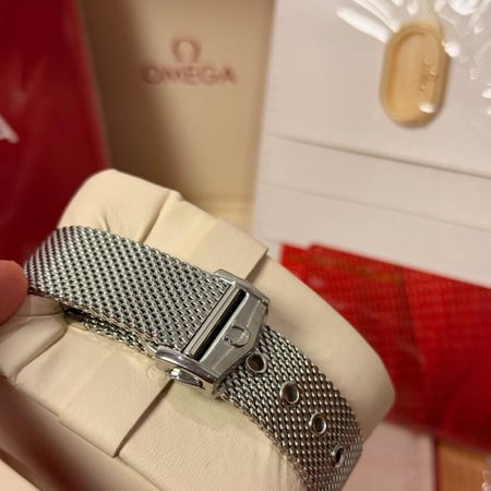 أوميغا سيماستر ( جيمس بوند )