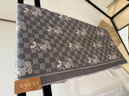 سكارف - قوتشي