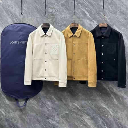 جاكيت ماركة ( لويس فيتون )