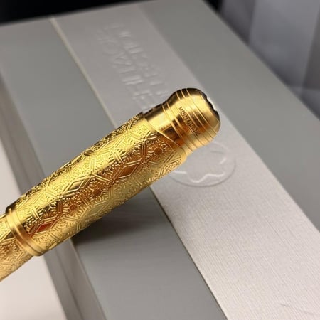 قلم مونت ( الأخوين يعقوب وويلهلم غريم)