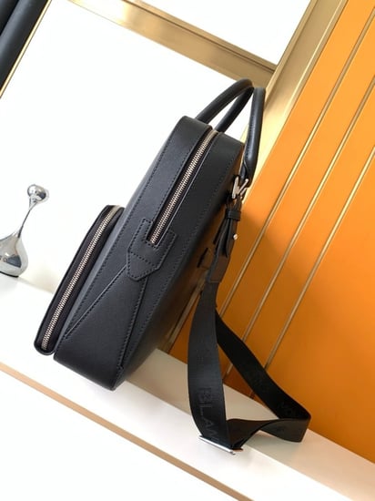 حقيبة أعمال لاب توب مونت بلانك