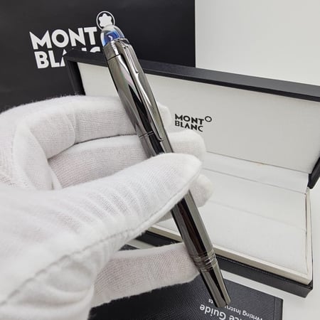 مونت بلانك ستار ووكر الفضاء