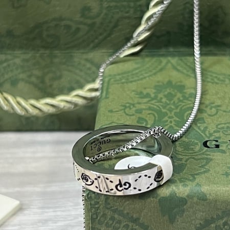 سلاسل ماركات رجالي