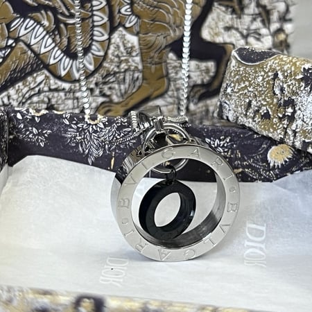 سلاسل ماركات رجالي