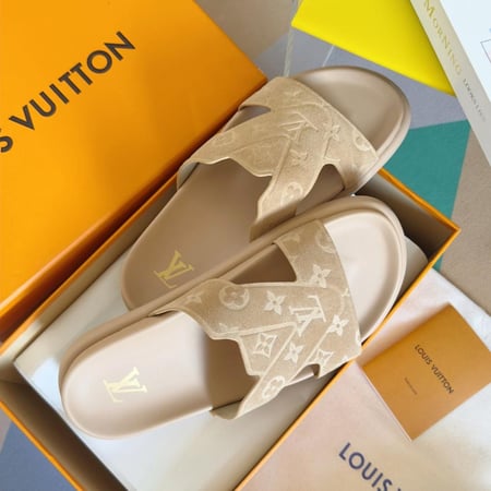 سليبر ماركة ( لويس فيتون )