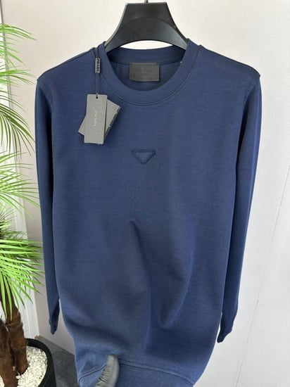 تيشيرت برادا شتوي