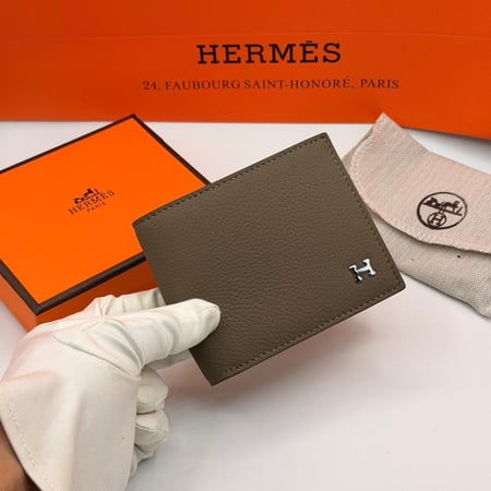 محفظة هرمز  نقود