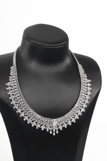 طقم زركون بتصميم أنيق