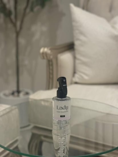 معطر lady one