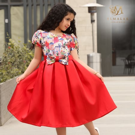 فستان ب طبعات بيوت