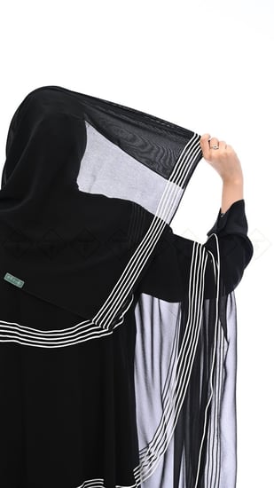 عباية كتف فراشة