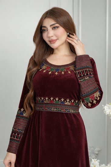 فستان مخمل تراثي ريفا