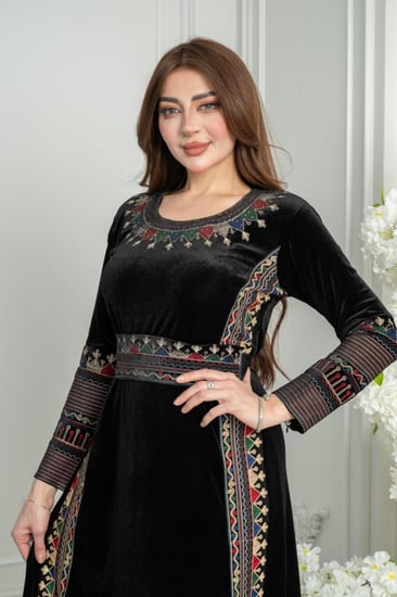 فستان تراثي ريفا خطين