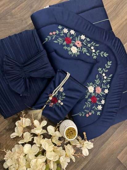 طقم صلاه سجاده طبي مع شرشف ومبخره وسبحه