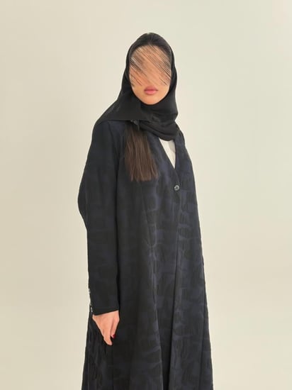 عباية جادي بقماش شاكيرا برسم مربعات كحلي