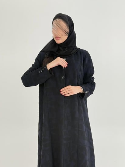 عباية جادي بقماش شاكيرا برسم مربعات كحلي