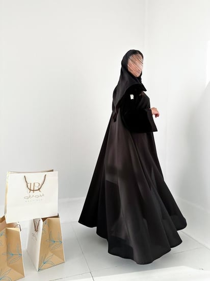 Winter collection ا عباية رهمة كريب الاناقة مكس مخمل بالاكمام