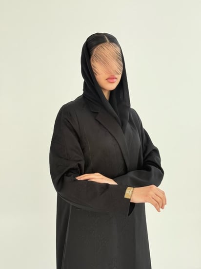 عباية | بليزر ريم بقماش كريب ايطالي مزين بطريز هاري