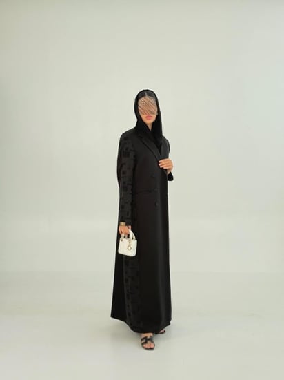 عباية | بليزر ديما بقماش كريب ايطالي مع جاكار هندي