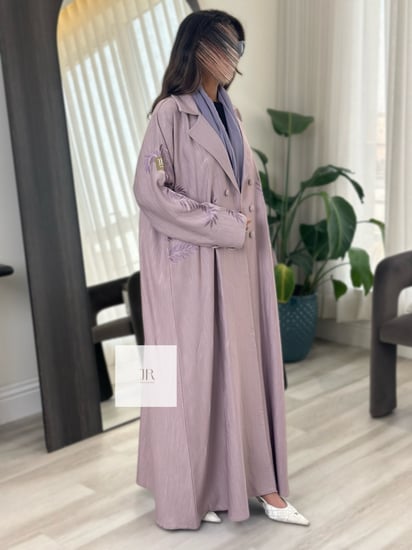 عباية كريب الراقي تطريز اغصان - وردي