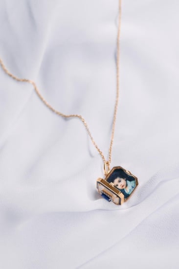 سلسال ذهب عيار 18 مزين بالألماس والاحجار الكريمة