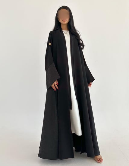 كريب ملكي مع جاكار فرنسي اكمام وجوانب كلوش