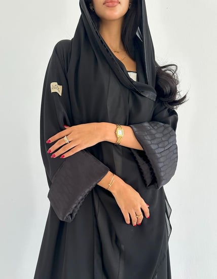 كريب خفيف مع تدخيلة اكمام جاكار ياباني كلوش