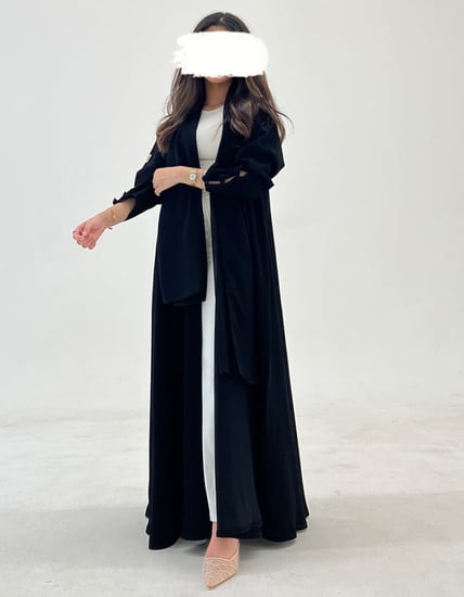 عباية جاكار كلوش أكمام بأزرار