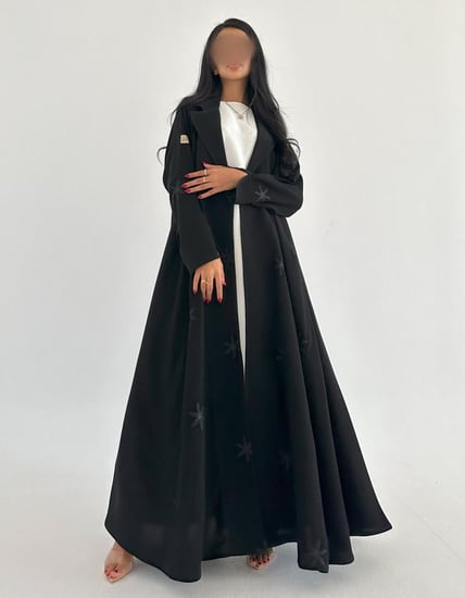 عباية كلوش سواد فاحم