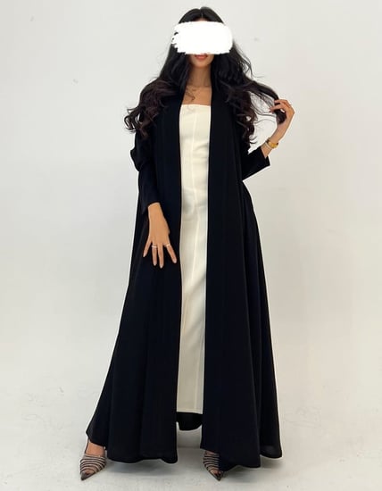 عباية عملية كريب أسود كلوش ساده