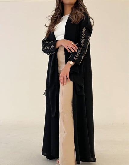 عباية كريب اسود