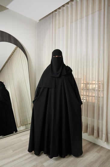 عباية كلوش بجيوب مخفية ( قماش الرزه )