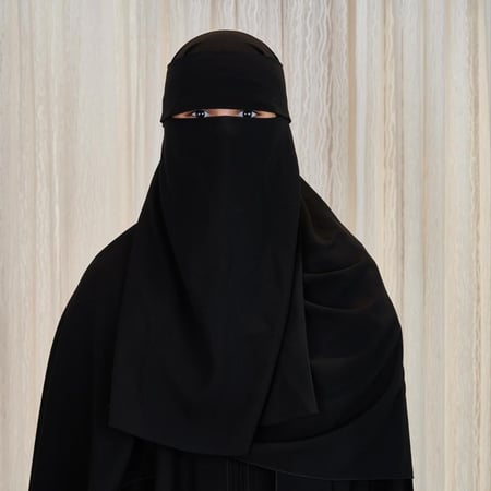 نقاب ملكي بطبقة على العين - مقاس الطول 19 انش (مقاس كبير)