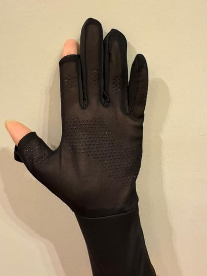 قفاز بخاصية اللمس