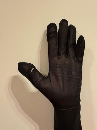 قفاز بخاصية اللمس