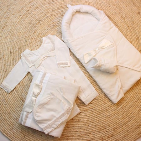 طقم إستقبال مواليد بناتي 5 قطع