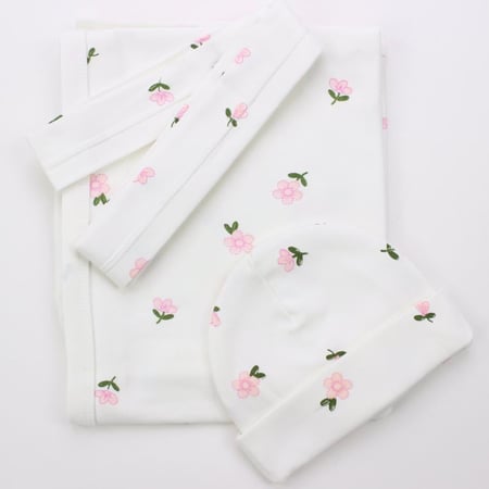 طقم كوفلة 3 قطع كوفلة قبعة رباط كوفلة لحديث الولادة