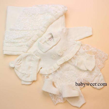 طقم تريكو دانتيل بتصميم الفستان شتوي